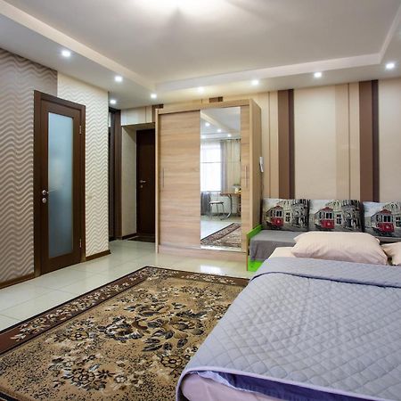 Botanical Garden Area Apartment Kharkov Luaran gambar